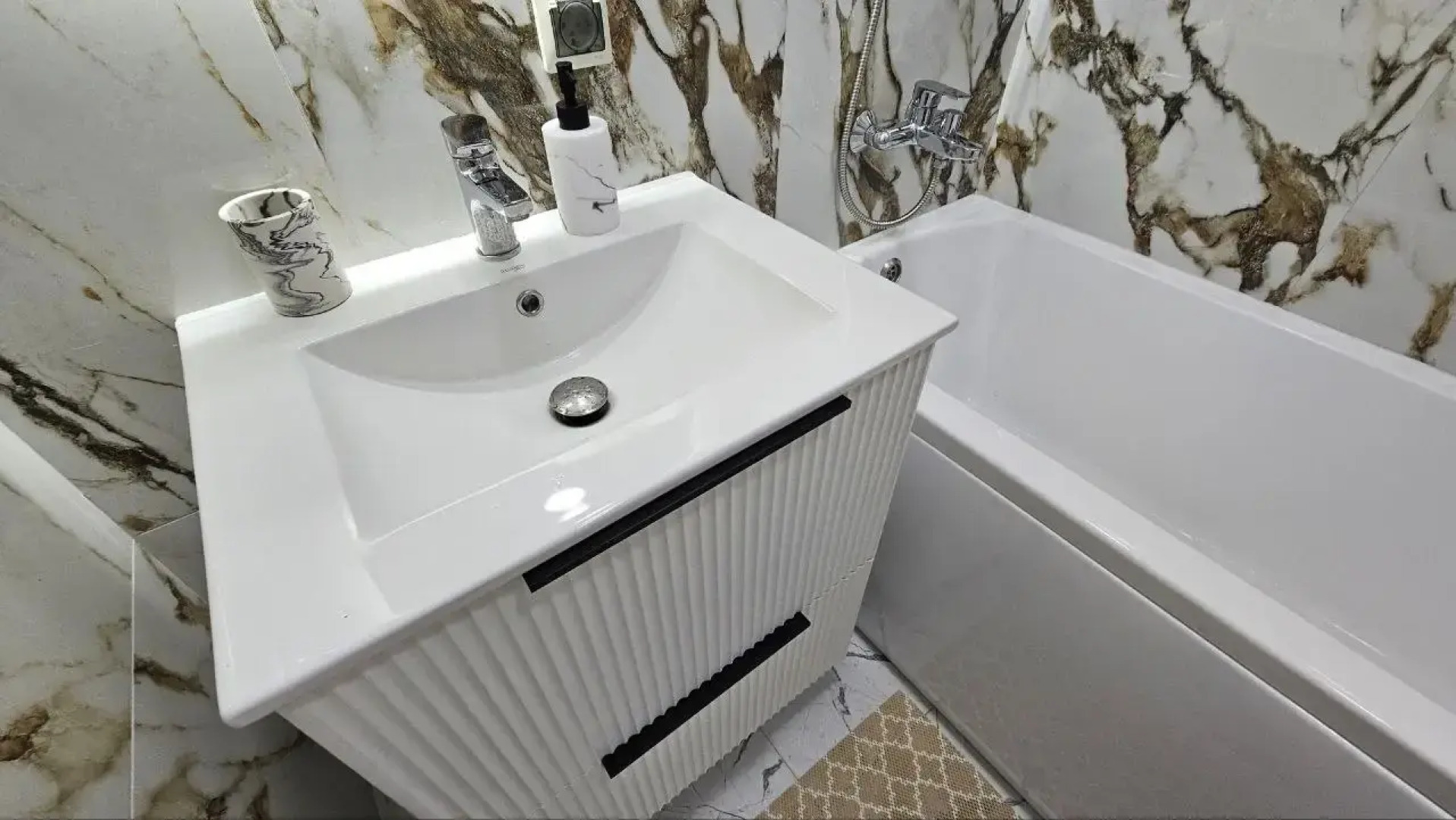 Квартира двухкомнатная Прибрежная лагуна