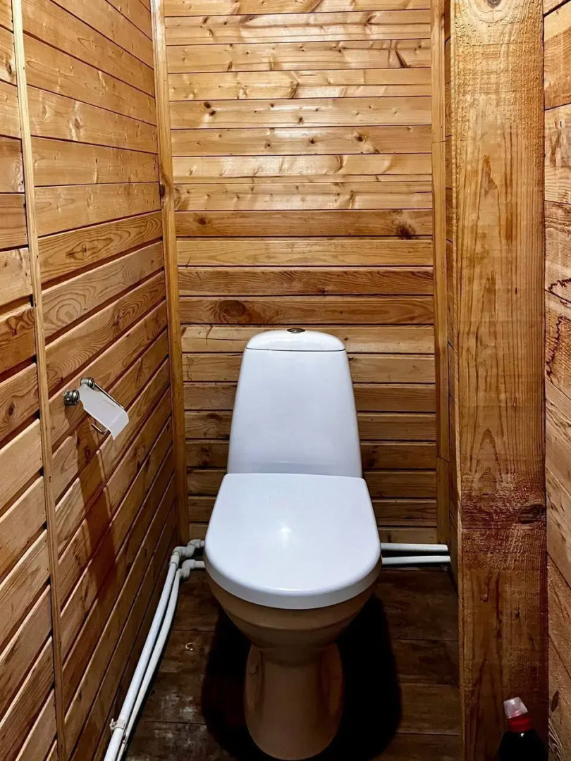 Частный дом двухэтажный на 1-й Лесной улице 1А