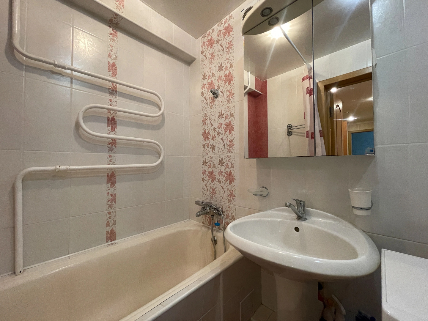 Квартира Двухкомнатная на Шило 192