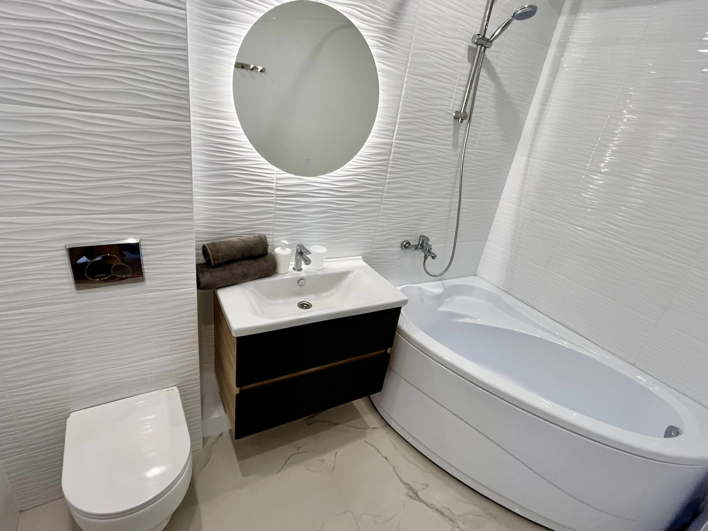 Квартира Апартаменты в Центре Гагры с Видом на Море и Горы