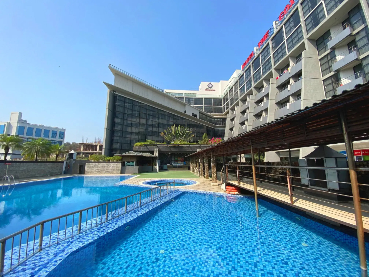 Отель The Cox Today