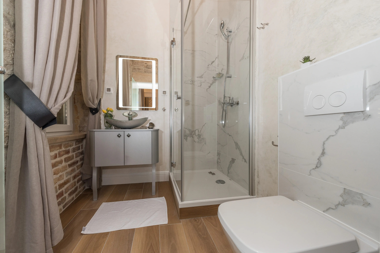 Zara Palace - design rooms