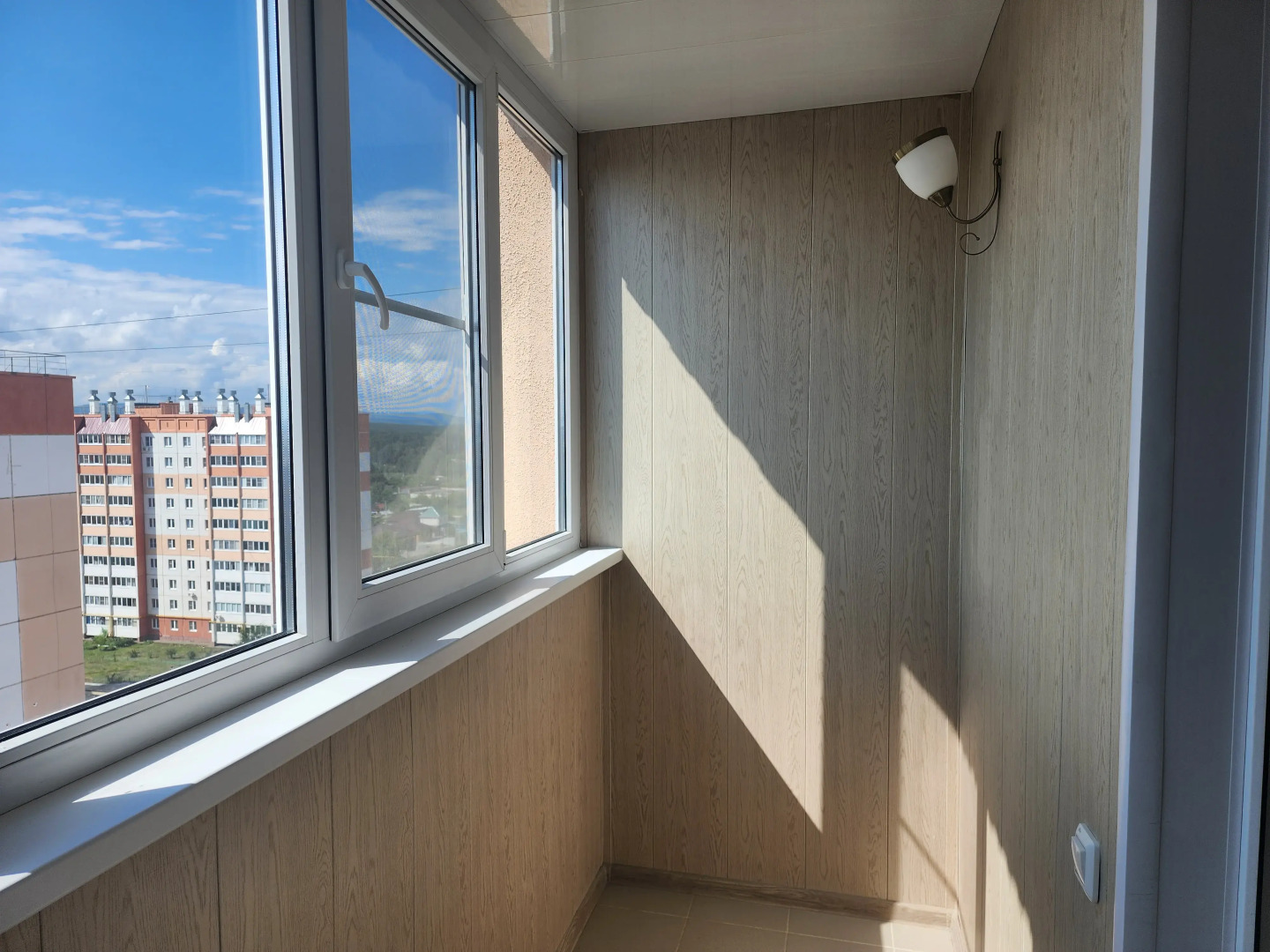 Апартаменты Заря Карпенко с Видом на Озеро Чебаркуль