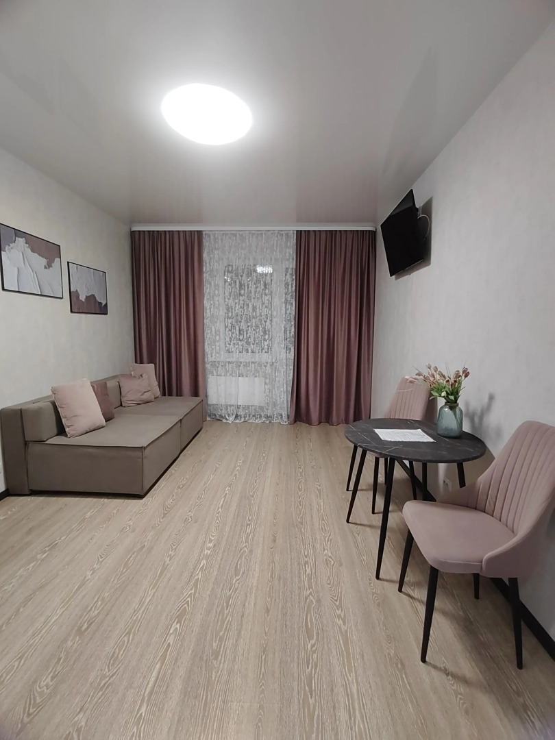 Квартира Уютная двухкомнатная в Сургуте