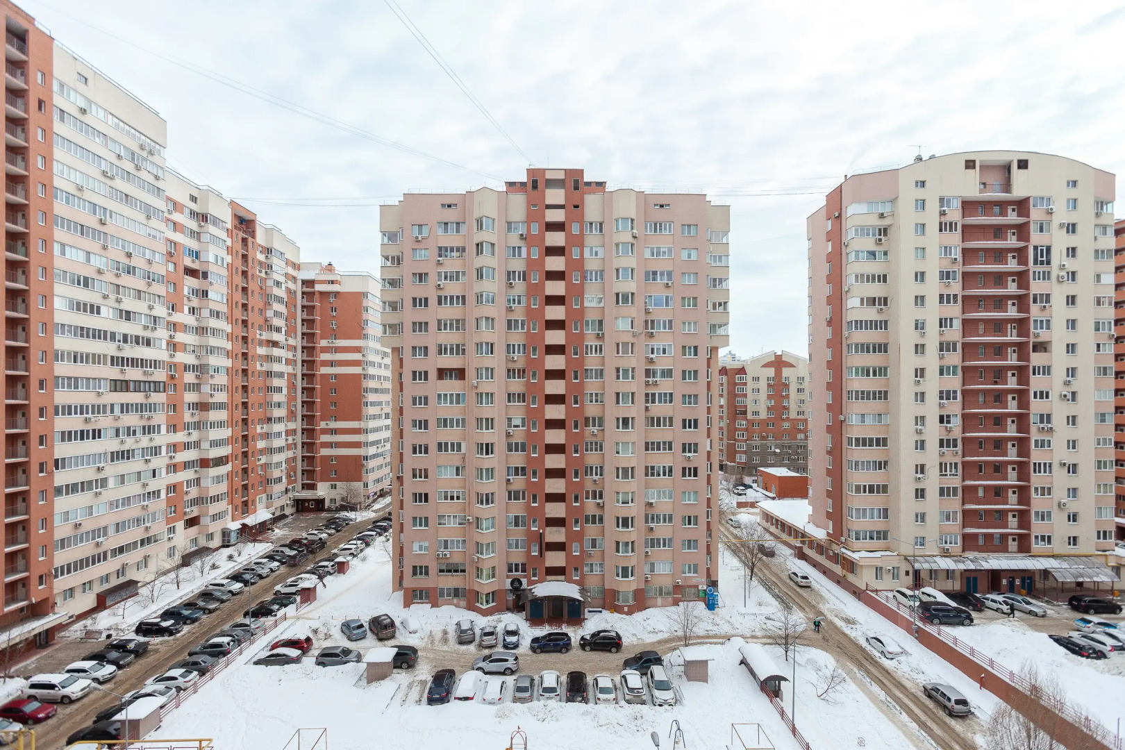 Апартаменты  RentPlaza на Улице Революционной-Центр