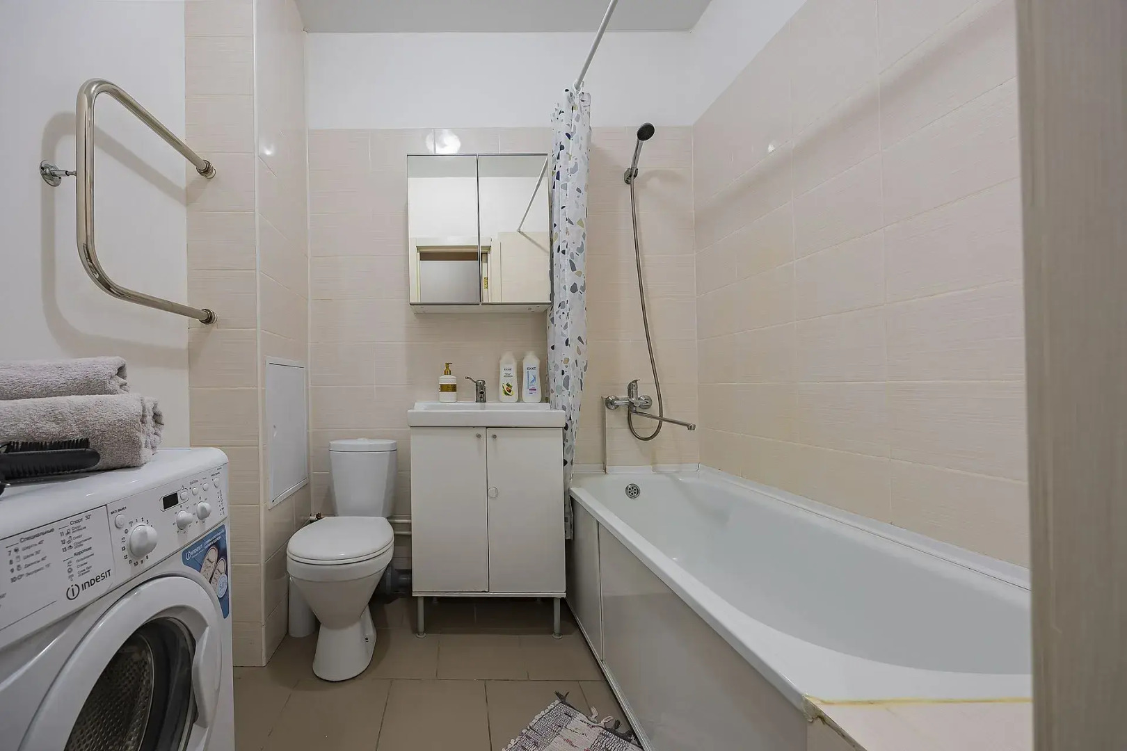 Квартира Уют у озера на 15 Этаже