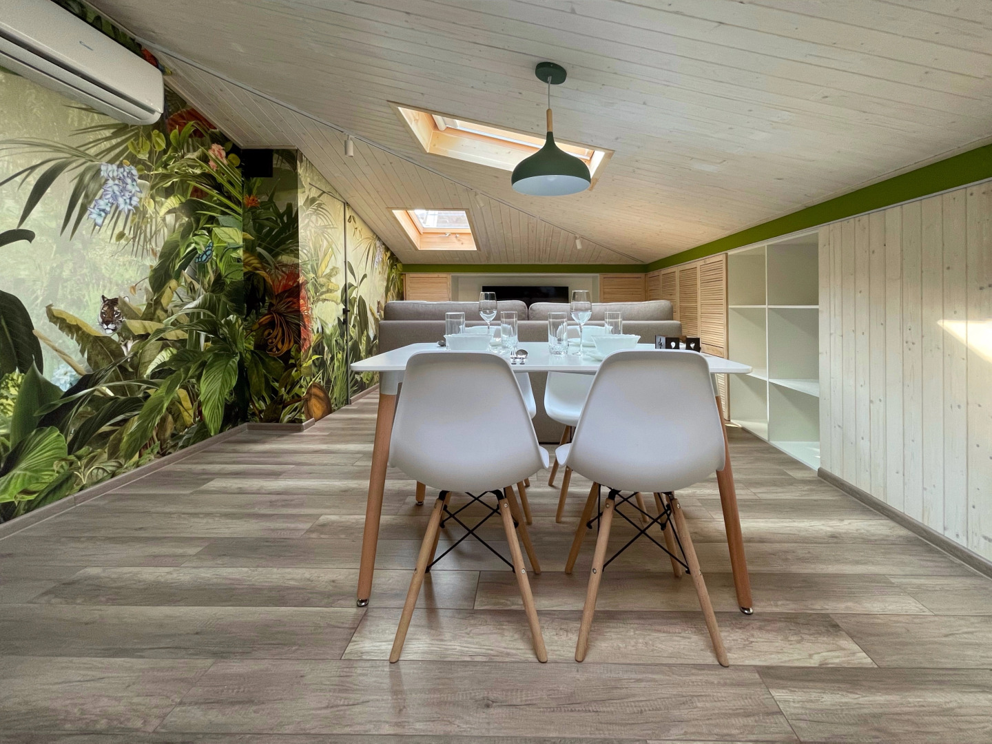 Апартаменты Тропики  MoreAparts