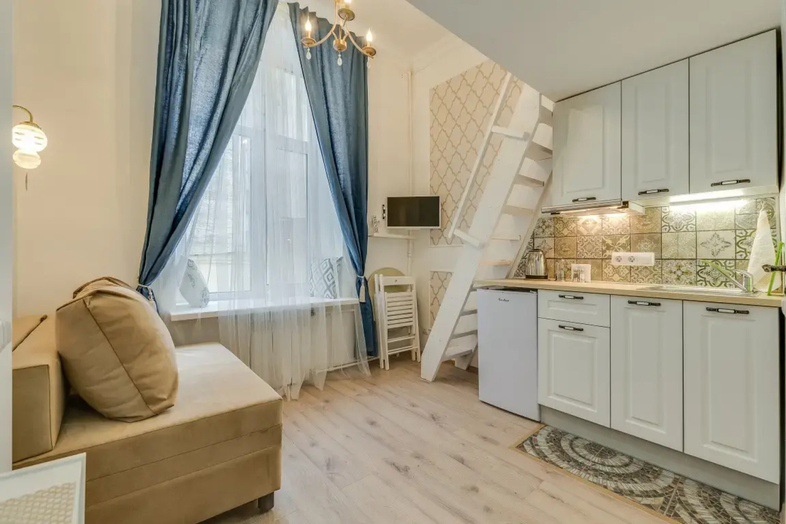 Апартаменты Sokroma Фонтанный Дом 4