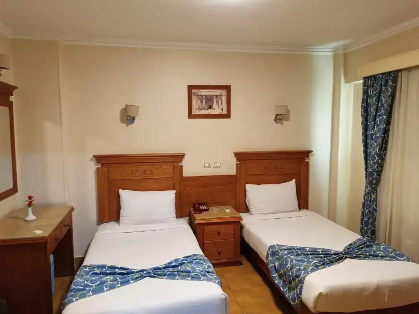 Отель Aura Inn Tiba Pyramids