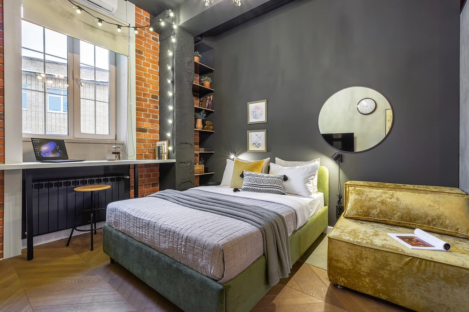 Апартаменты Queenstay Питер лофт