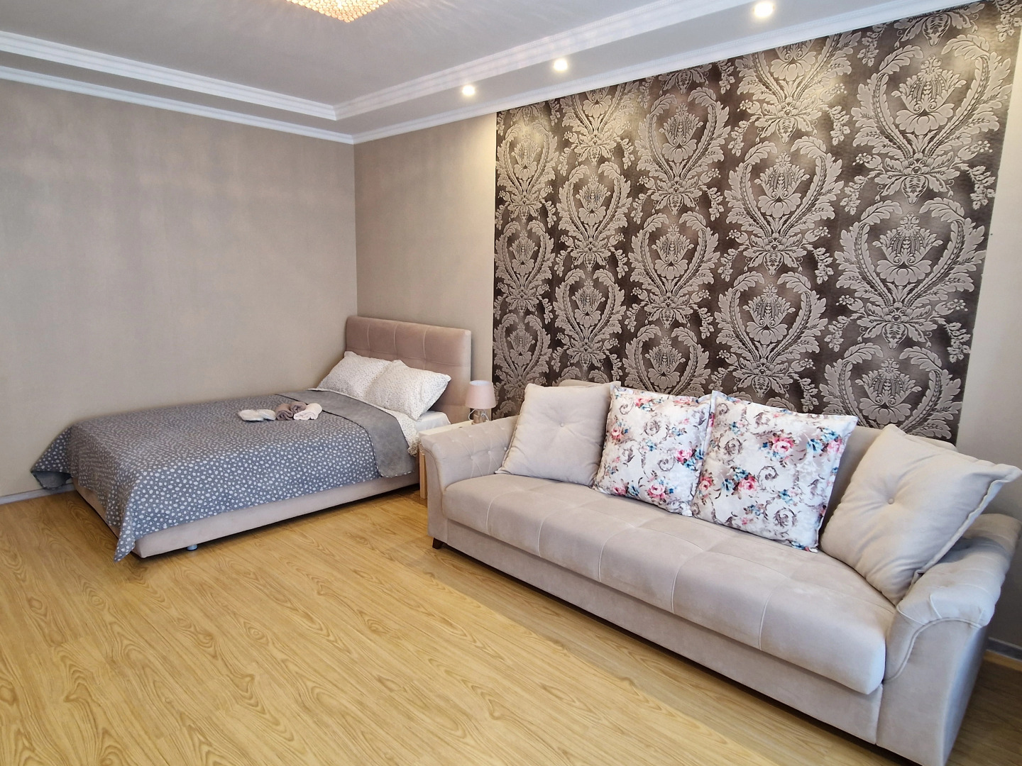 Квартира Восхитительная квартира! Не далеко от Центра! Вблизи Верхнего озера!