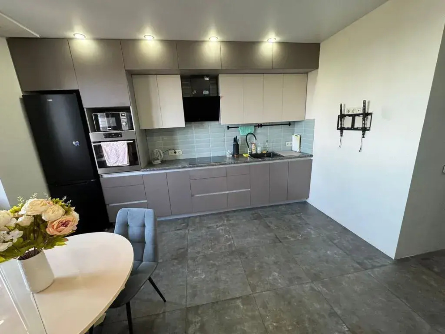 Квартира на Университетском Проспекте 57