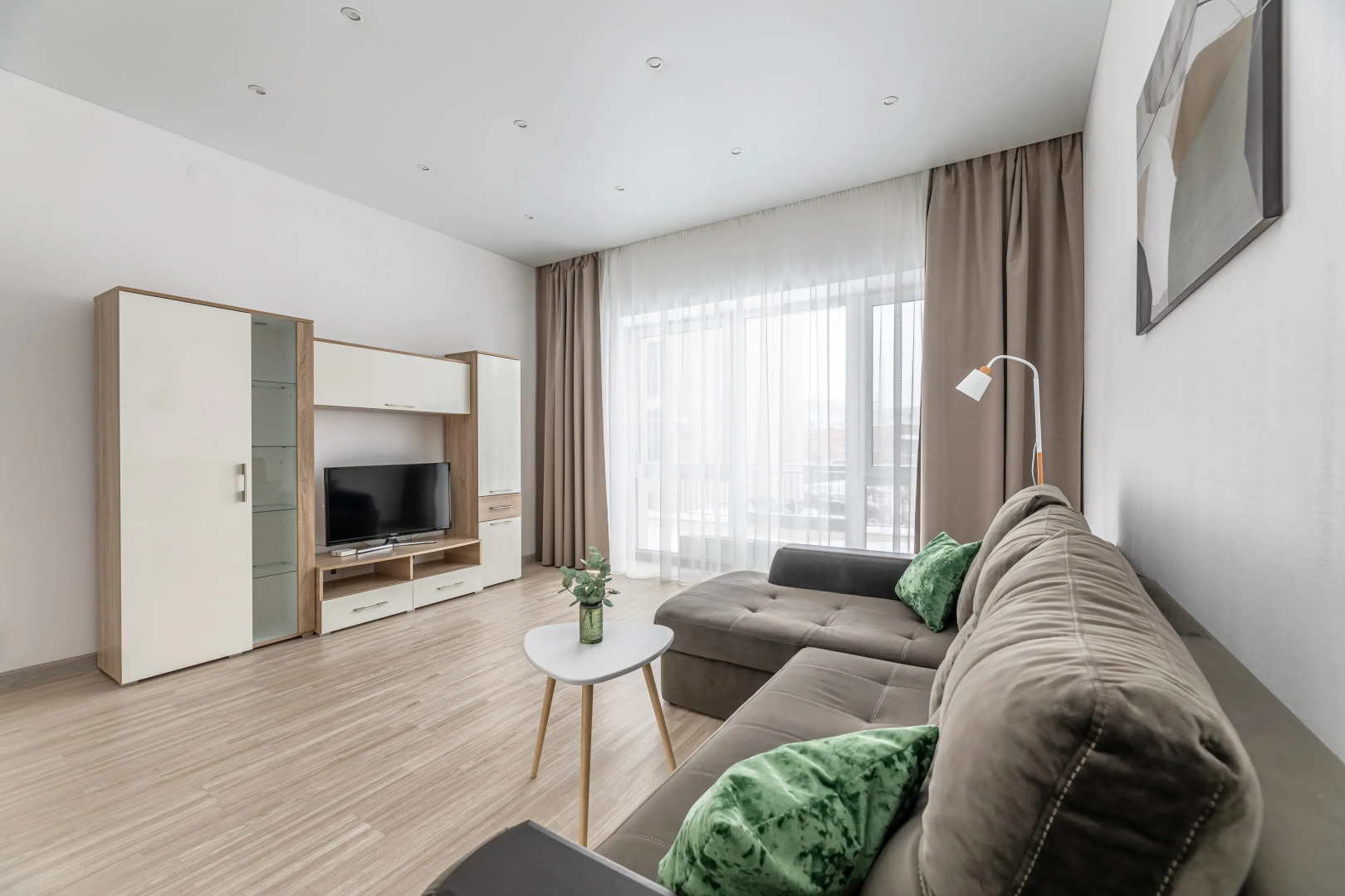 Апартаменты Сибирские номера Улучшенные - стиль и комфорт в историческом центре города