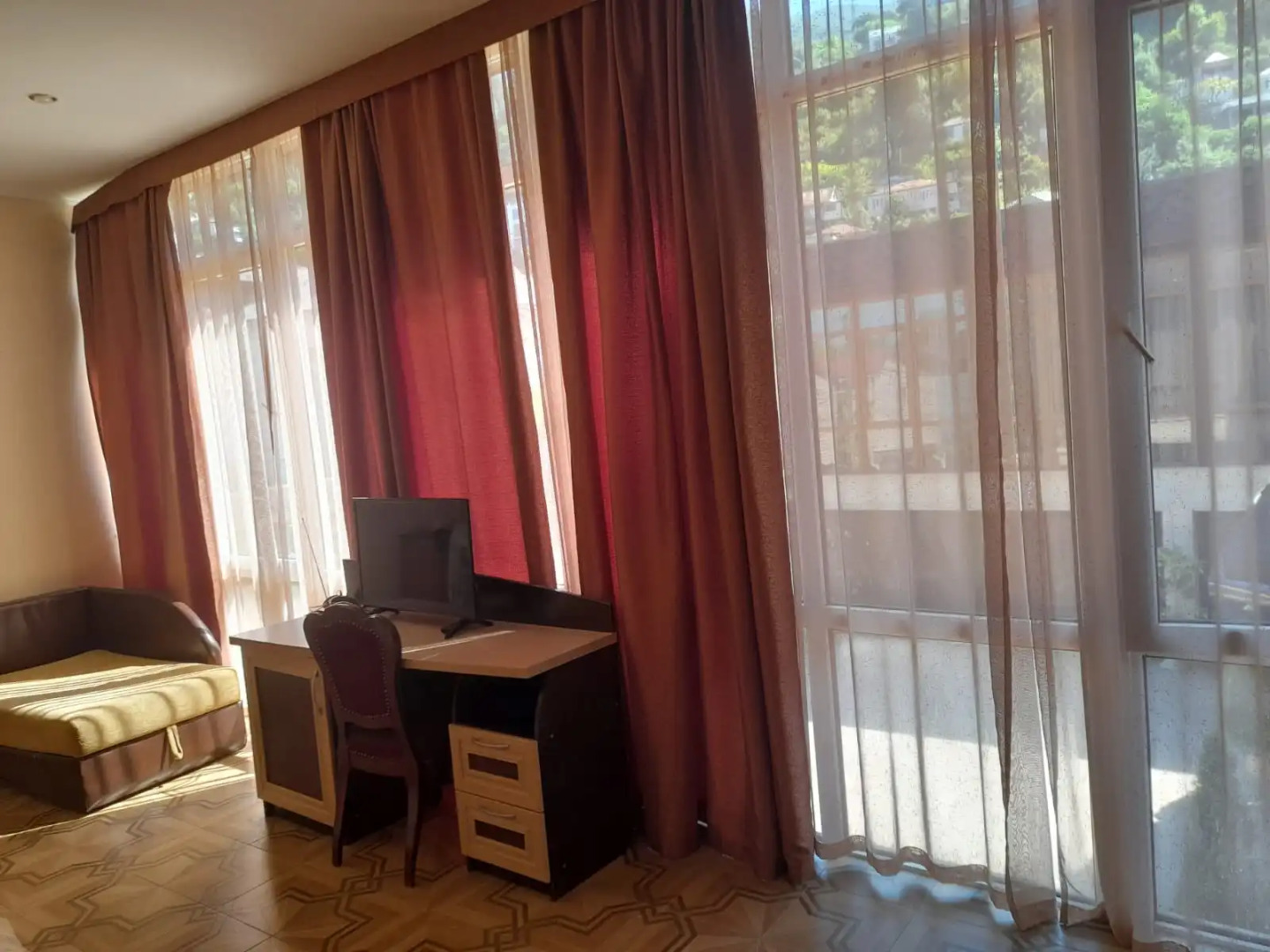 Отель Арстаа