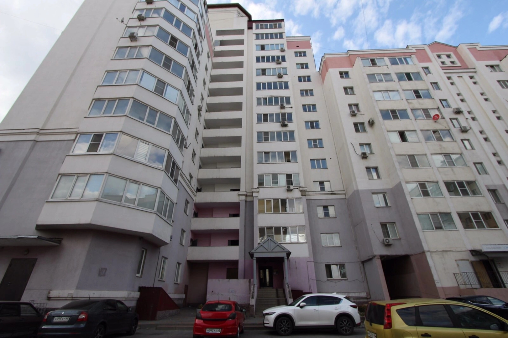 Апартаменты на проспекте Победы 71