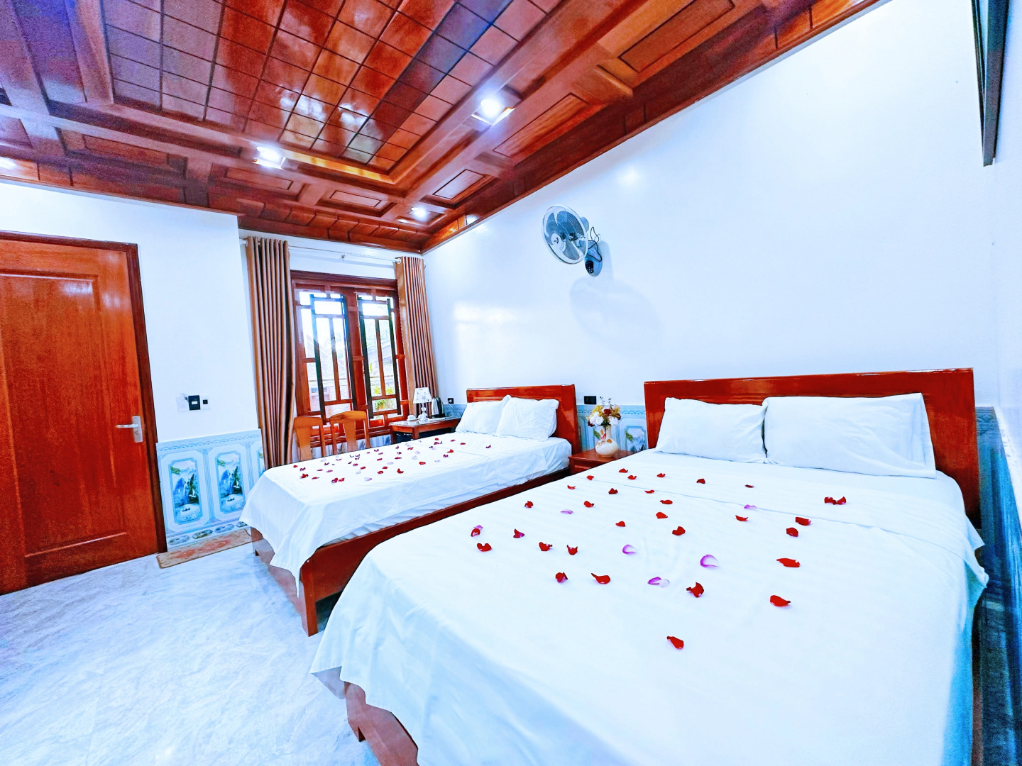 Отель The Hillside Homes