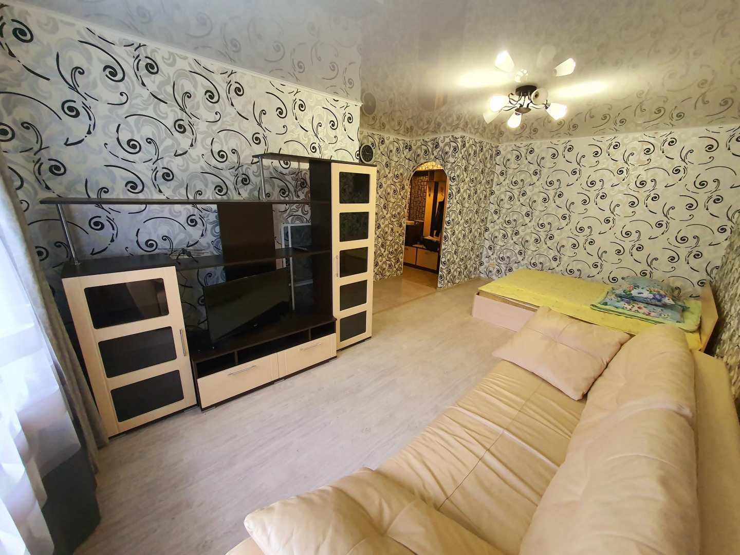 Квартира L.V.Hotels на Фридриха Энгельса 145