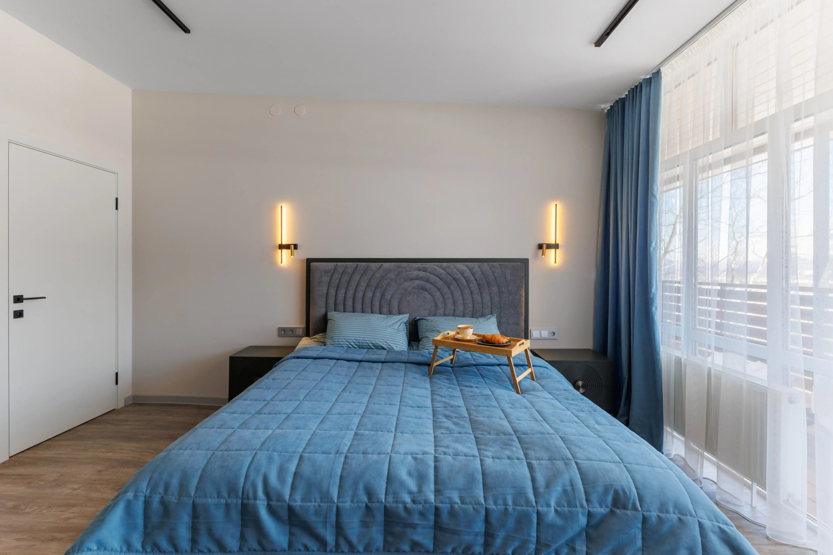 Частный Дом Aura на Интернациональной 106