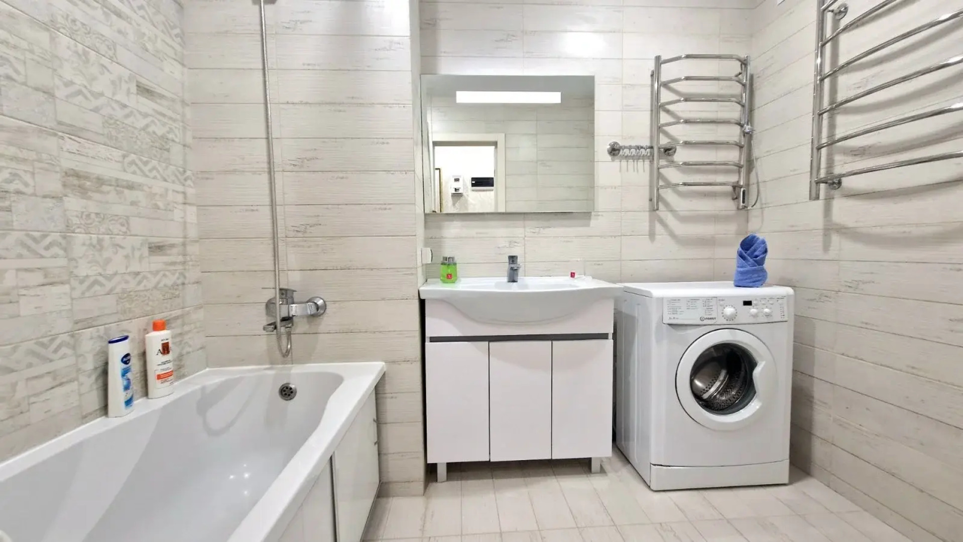 Квартира Уютная трешка вблизи вокзала