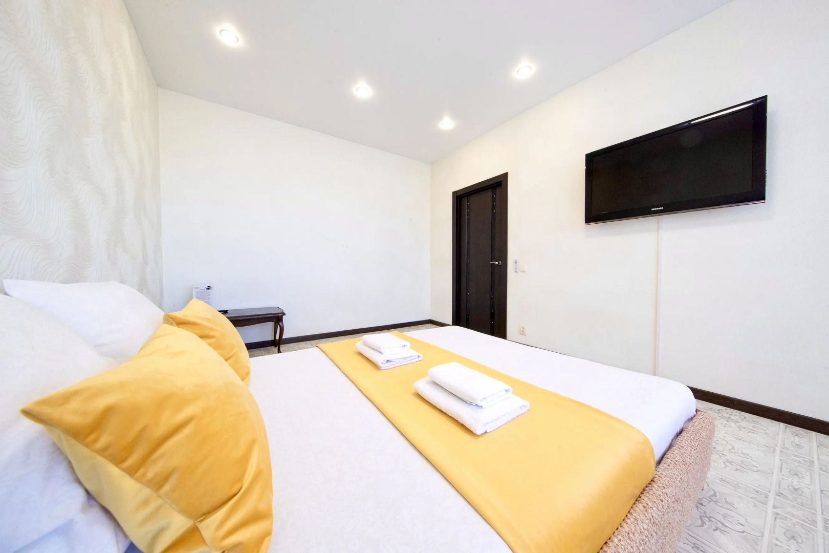 Апартаменты FSF Однушка В Мирном 6/3-Бесконтактный заезд