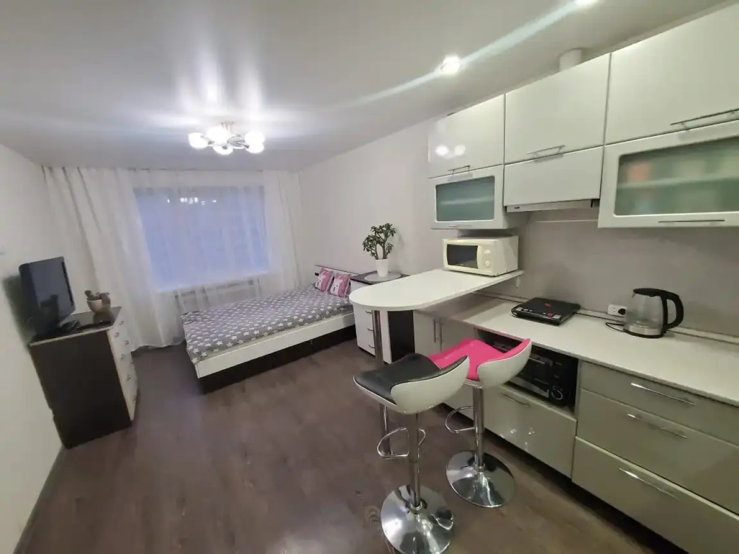 Апартаменты на Надибаидзе 30