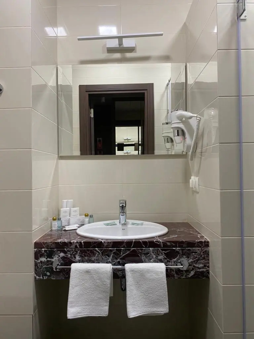Отель Гранат