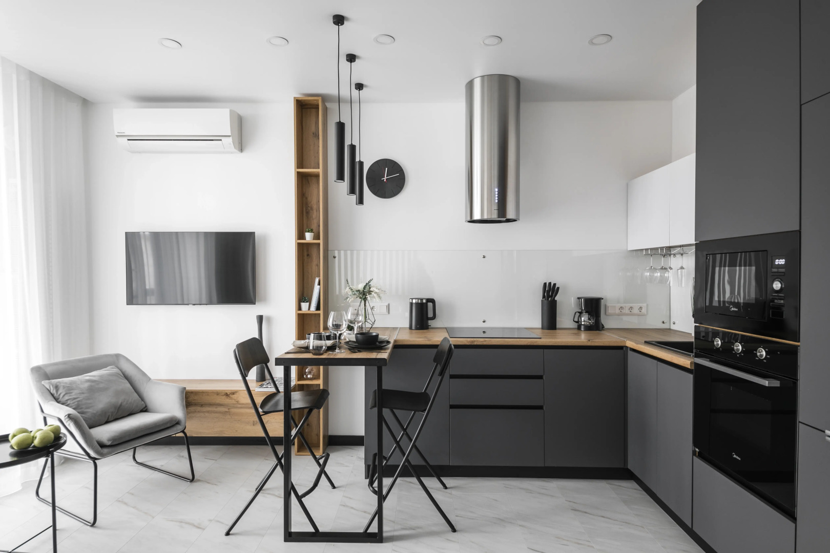 Апартаменты Loca Resident  с Панорамной Лоджией