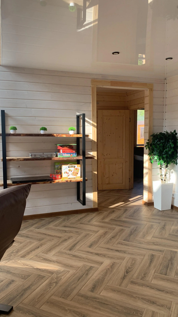 Частный дом Традиция отдыха - дом у озера c баней и купелью