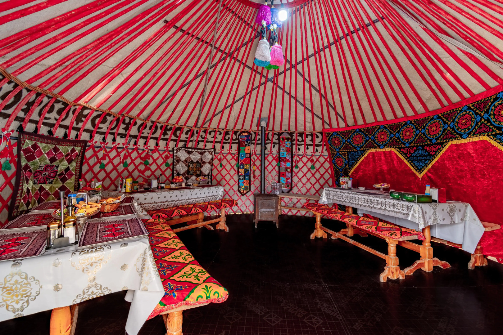 Глэмпинг Tash-Rabat Ethno Complex