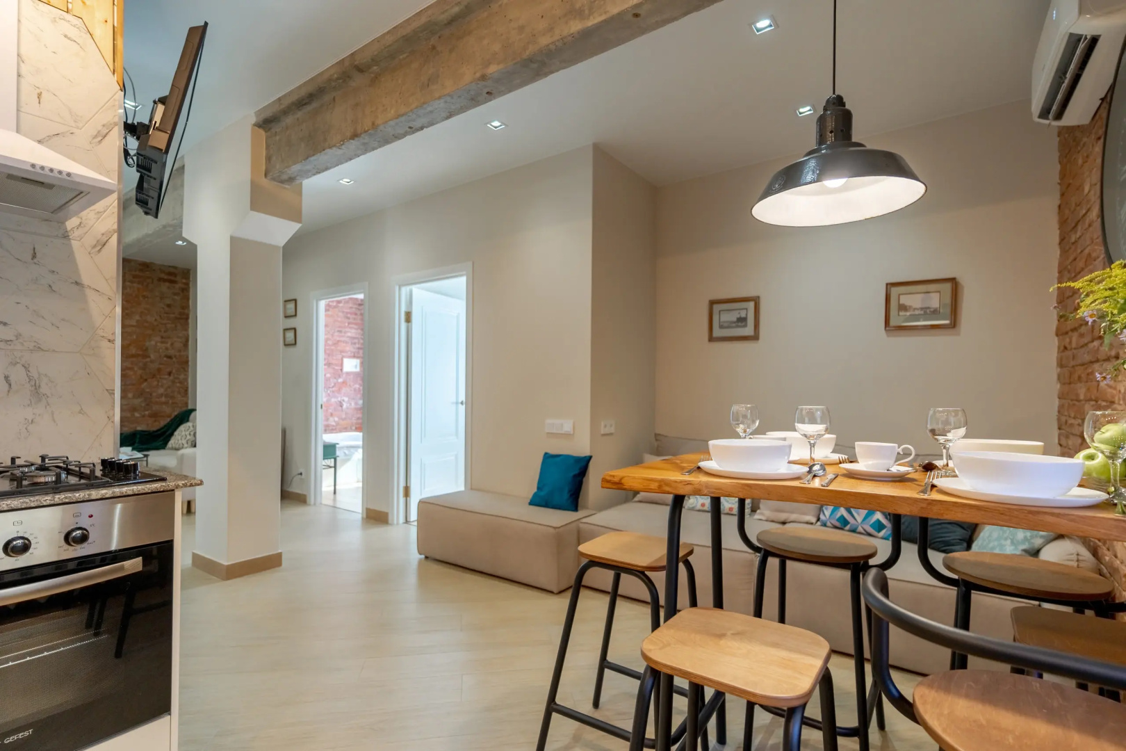 Апартаменты Loft на Марата 20