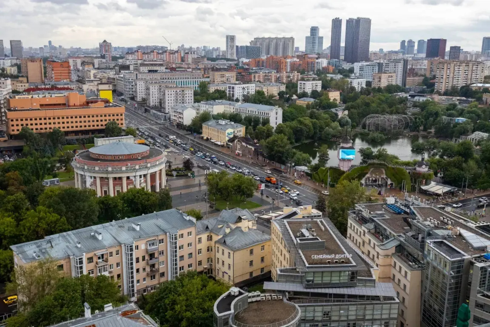 Апартаменты Люкс с Балконом и Видом на Москва-Сити
