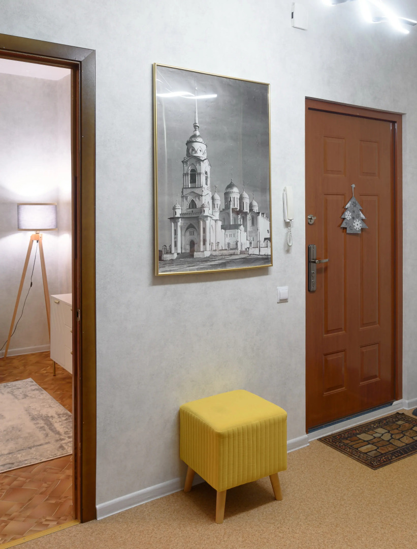 Апартаменты для Вас на Комиссарова