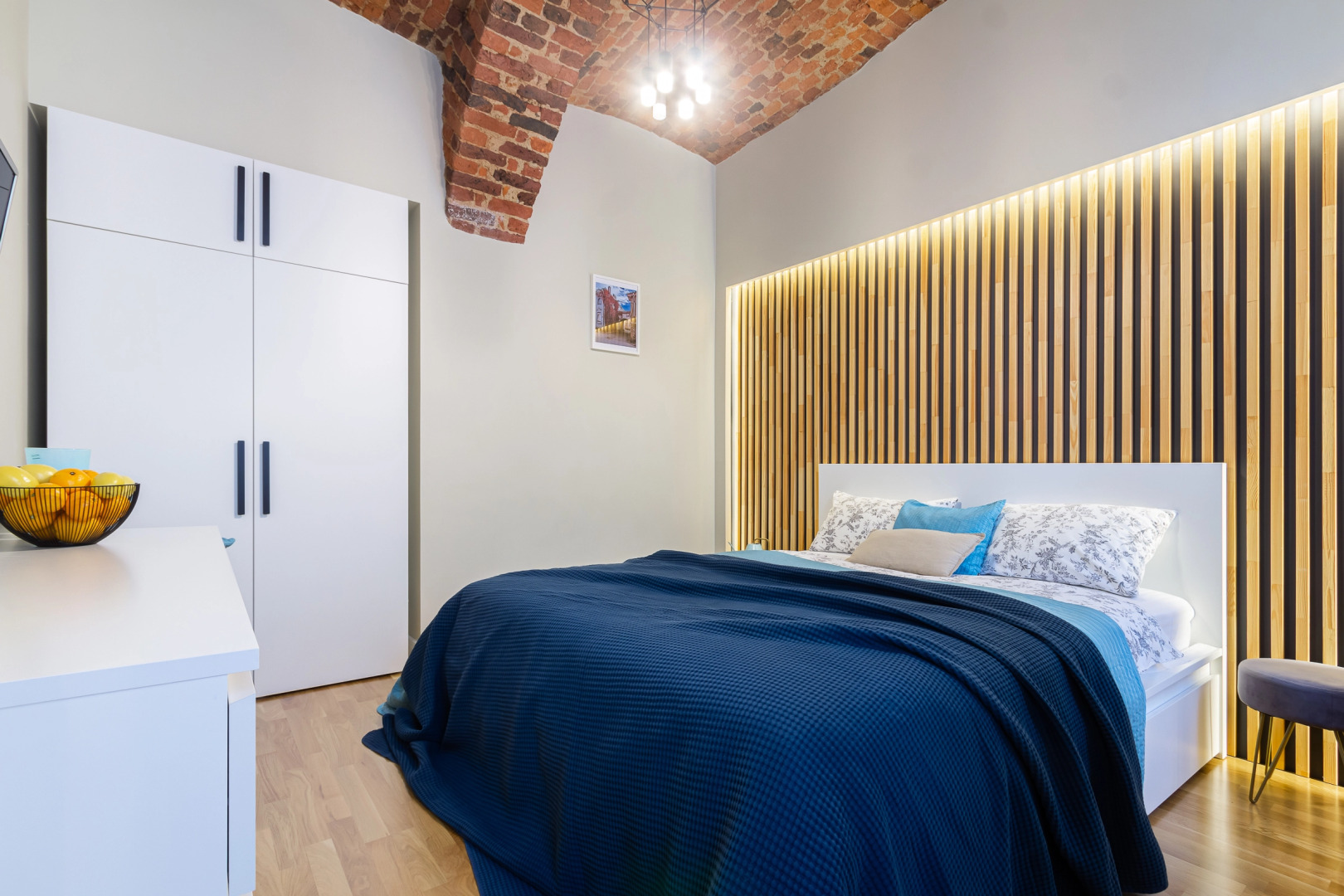 Апартаменты на набережной Макарова 14