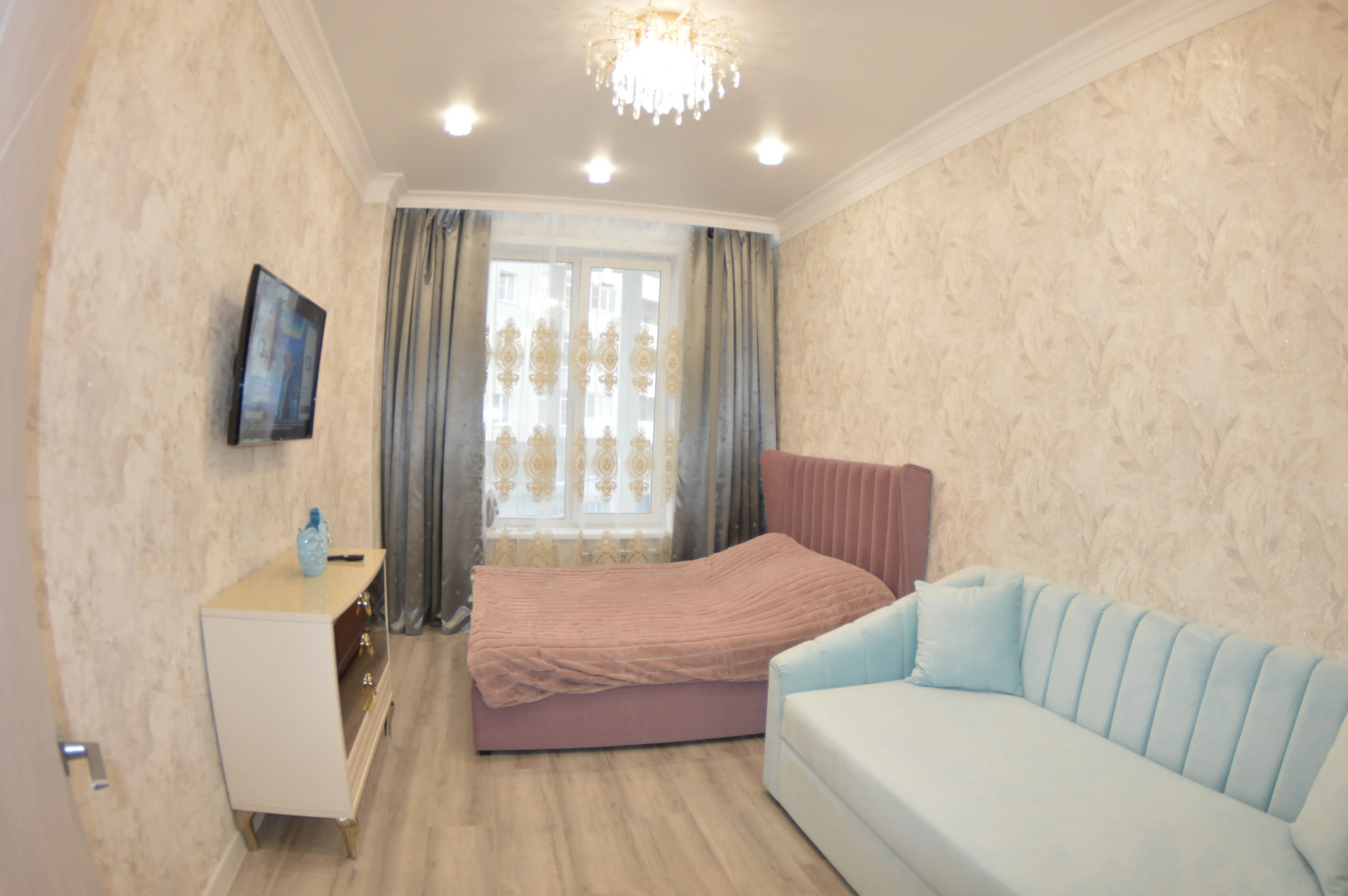 Апартаменты Евротрешка на Крайнова 3