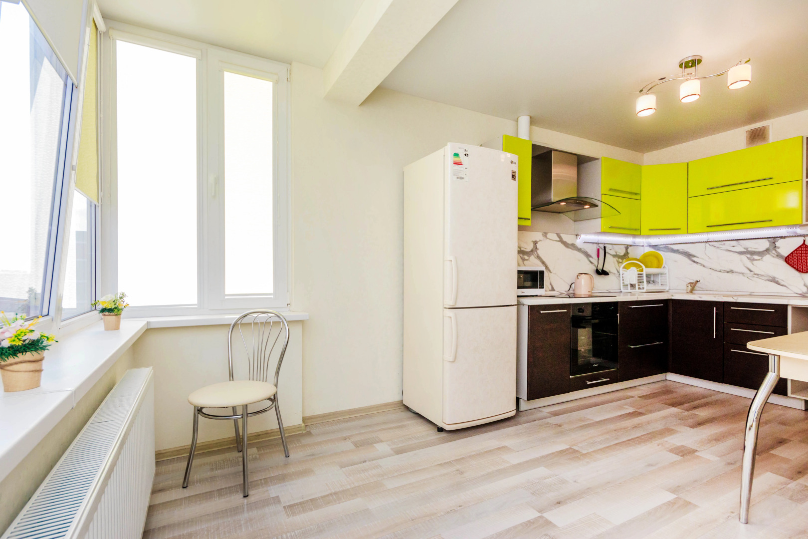 Апартаменты на Петра Метальникова 5\2