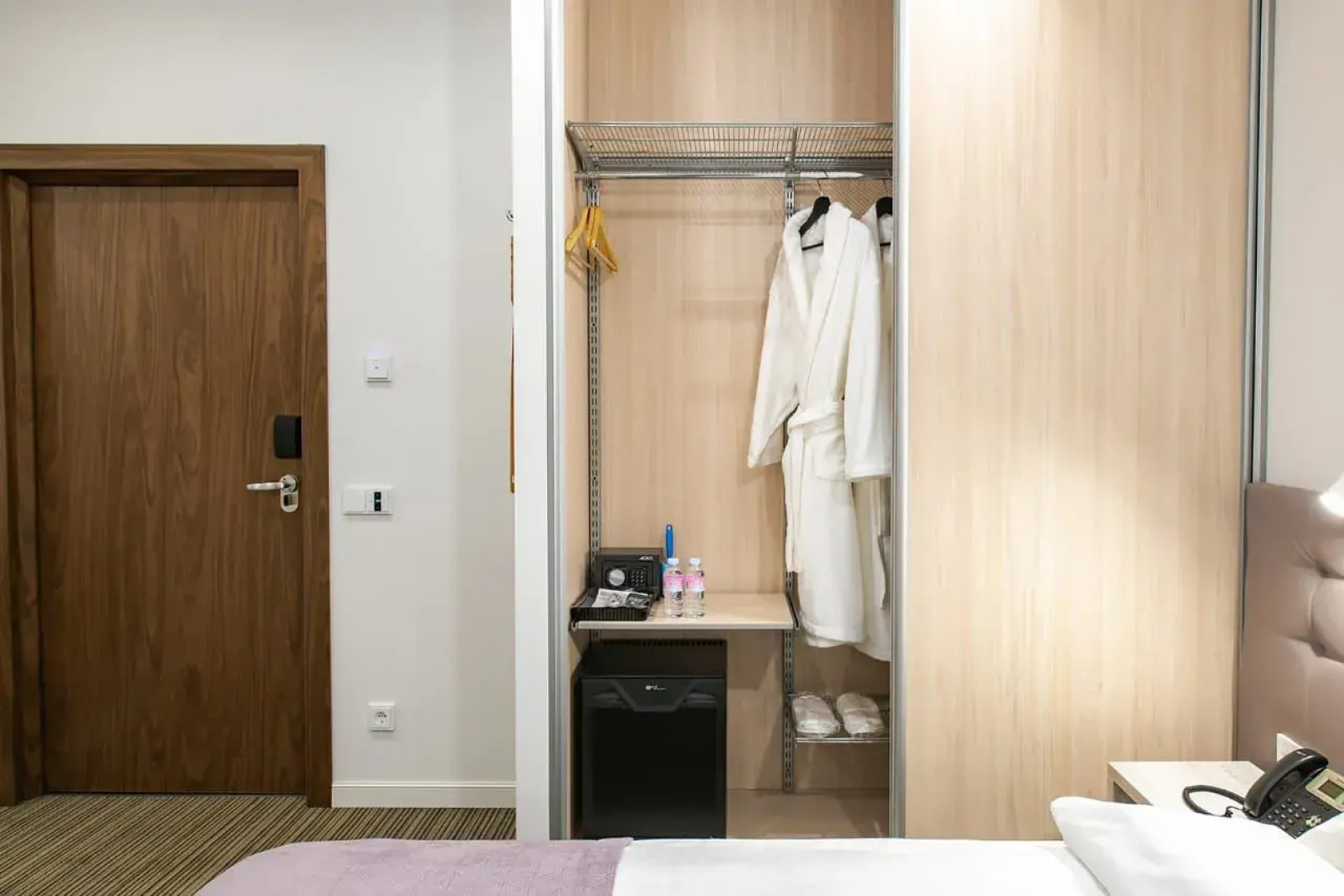 Отель City View