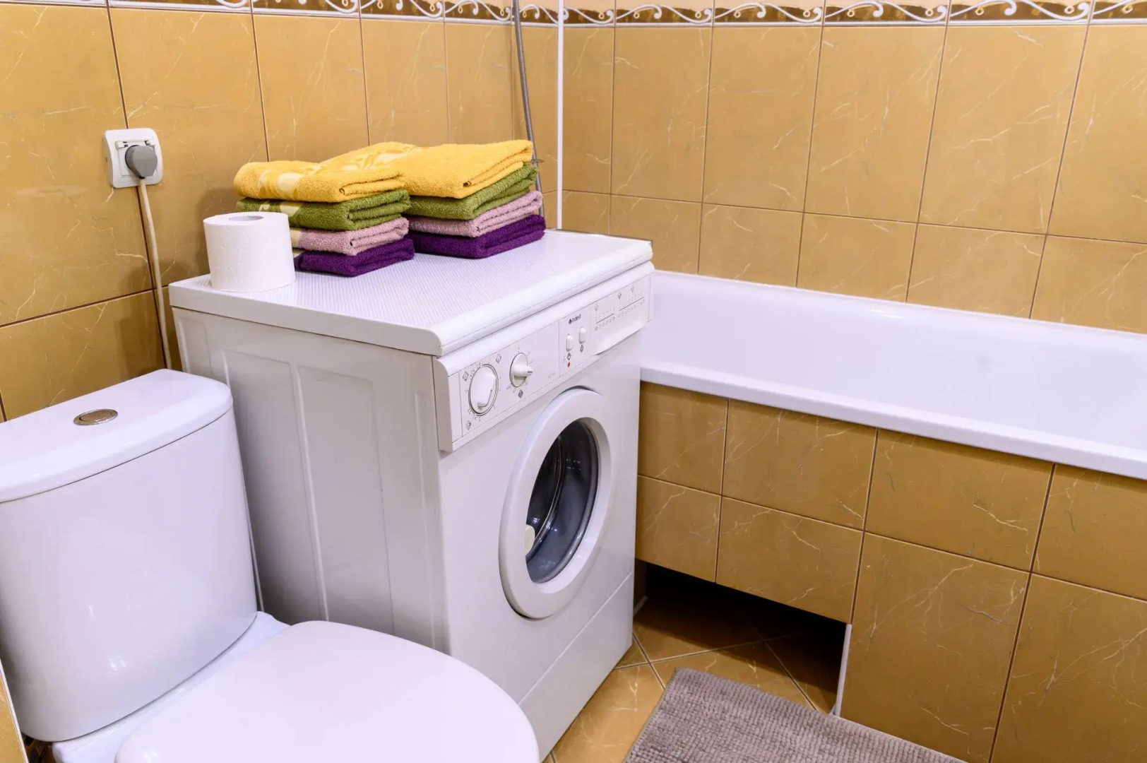 Апартаменты Евродвушка в центре города Сеть ЙоХоум