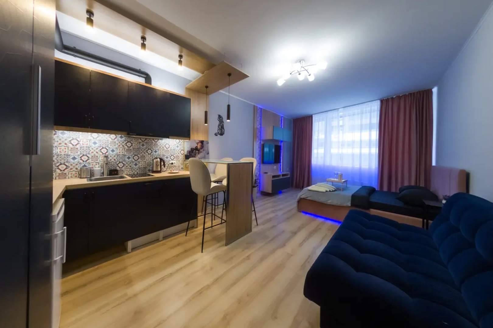 Апартаменты UNO APART на Степана Разина 2 38 м²