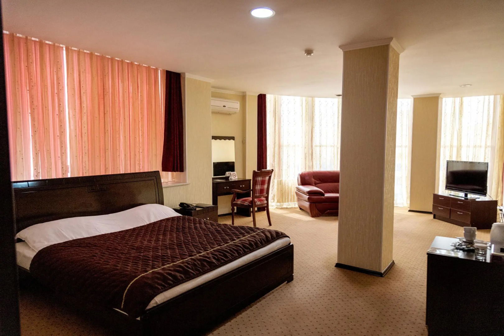 Отель Golden Palace