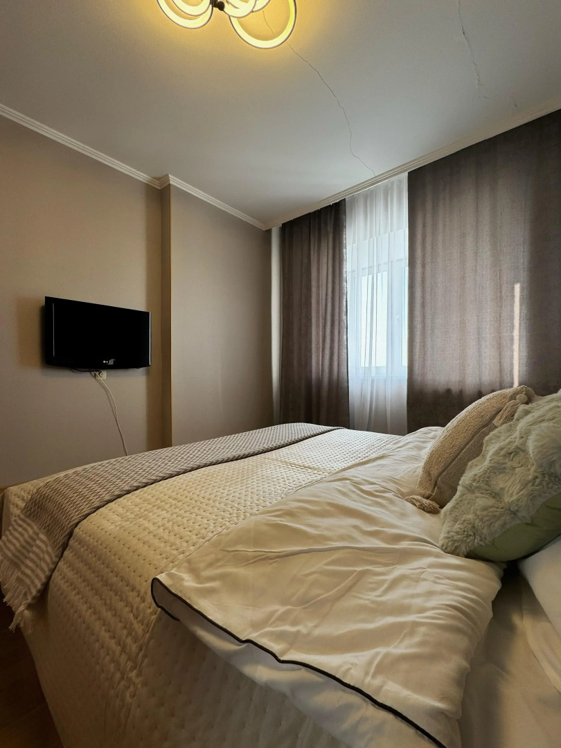 Квартира Двухкомнатная квартира в центре города