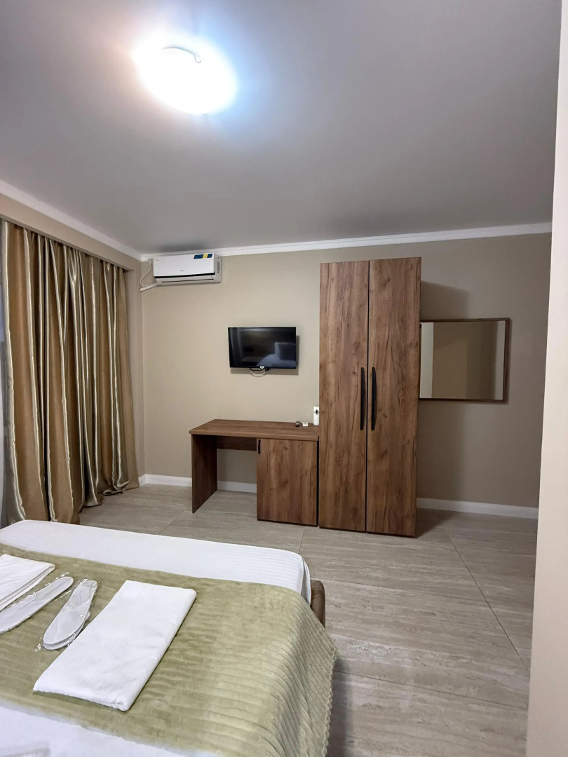 Отель Голден Гагра