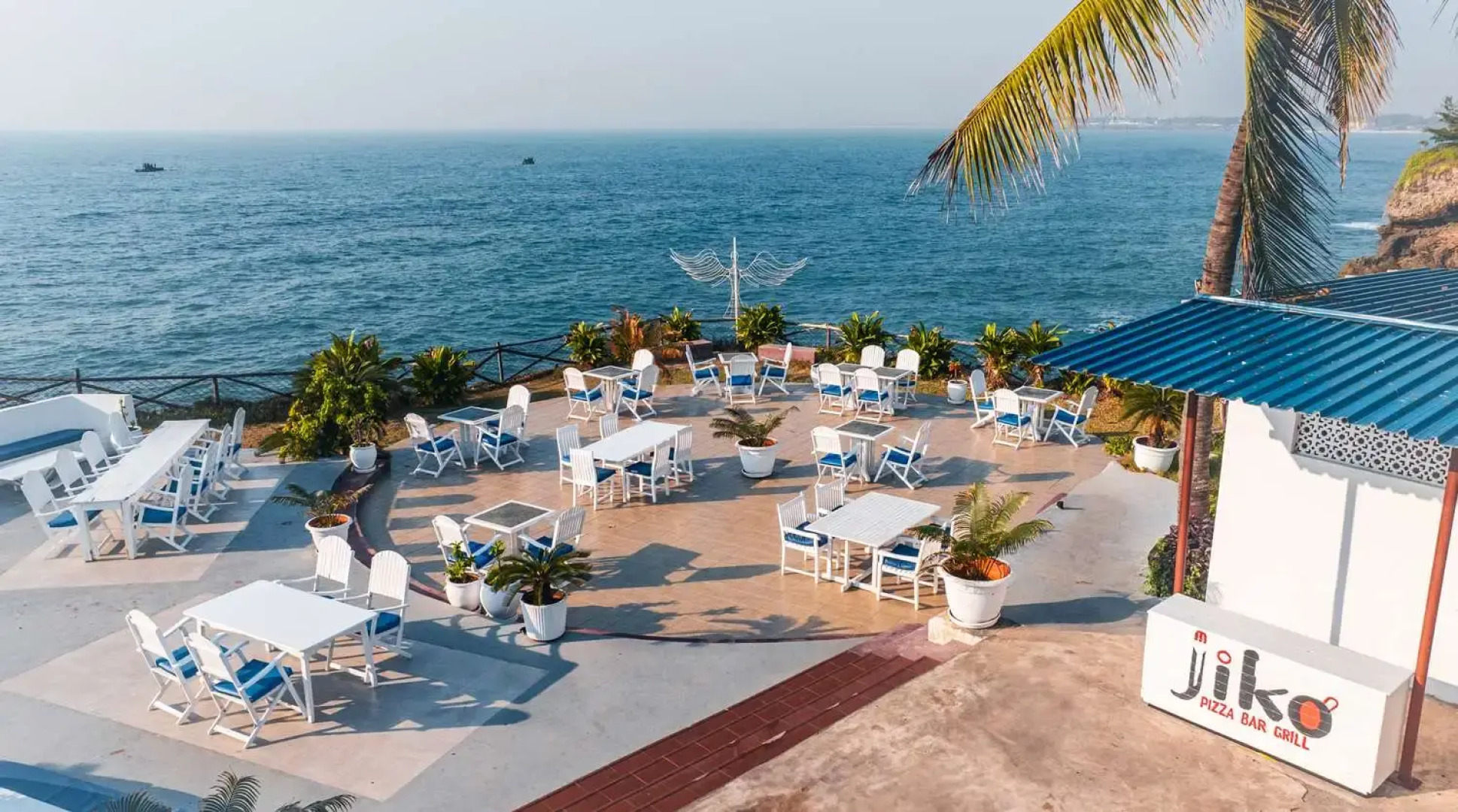 Отель Golden Tulip Dar Es Salaam