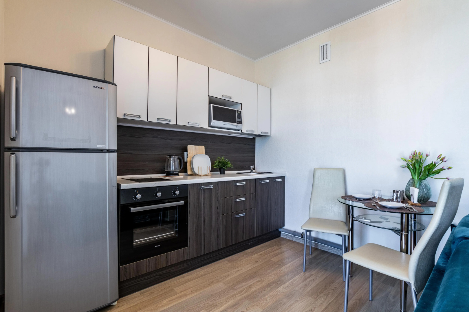 Апартаменты на Белинского 163Б на 31 этаже