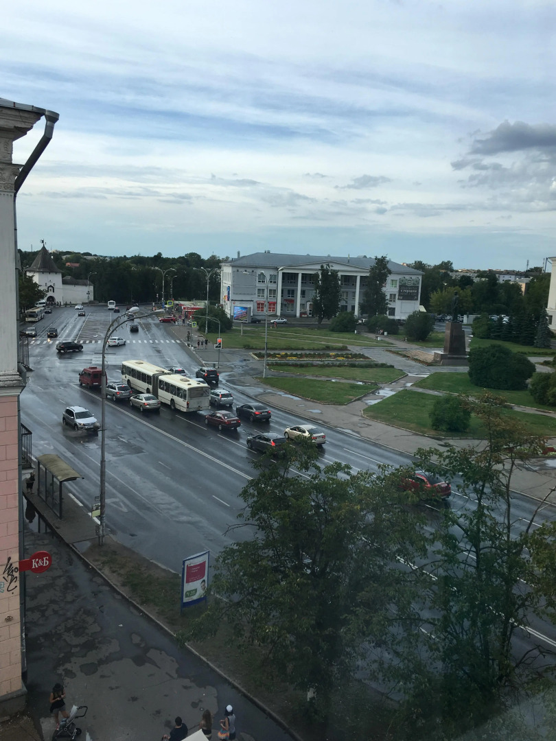 Апартаменты на площади Ленина