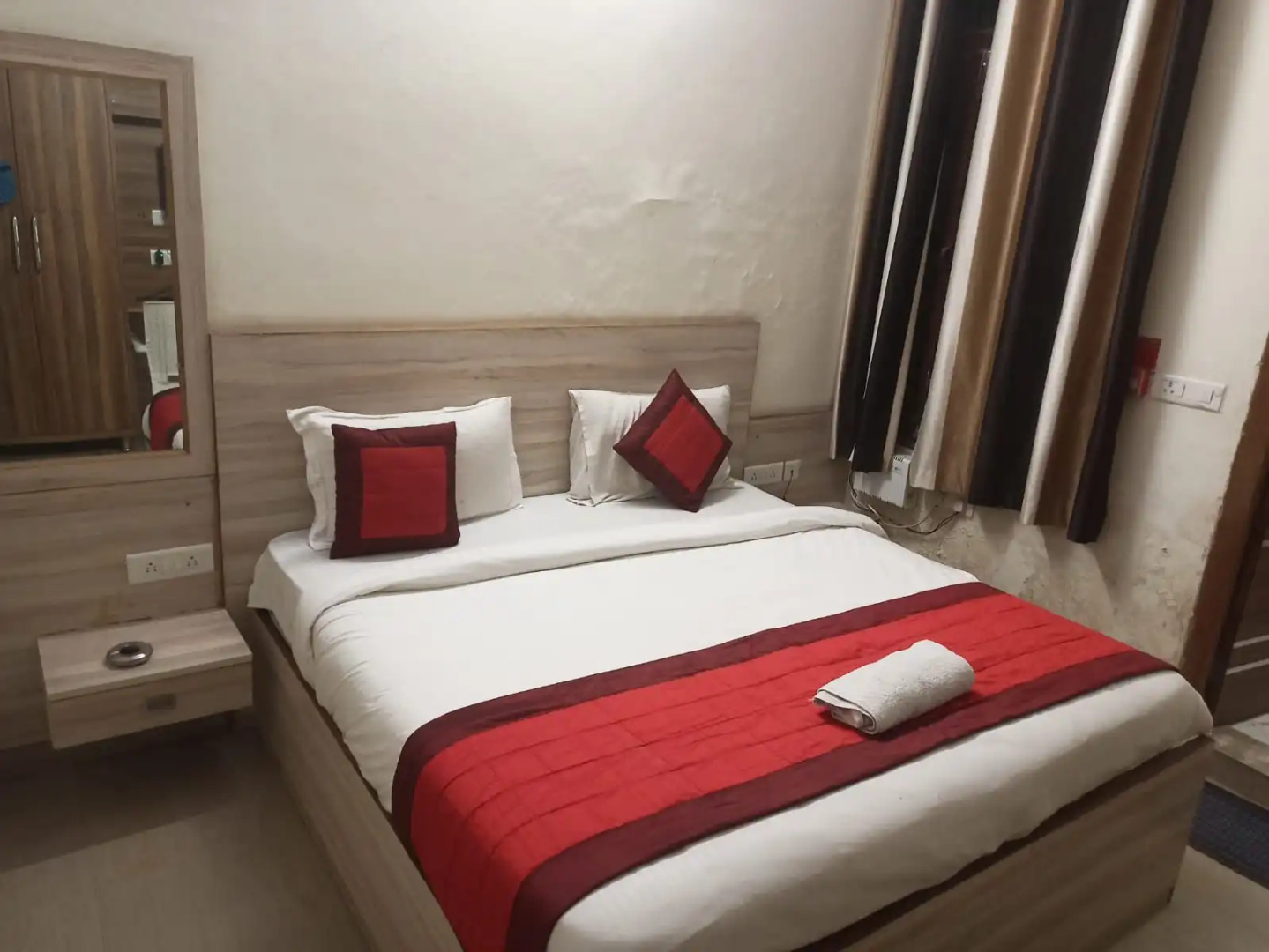 Отель Meghna Residency