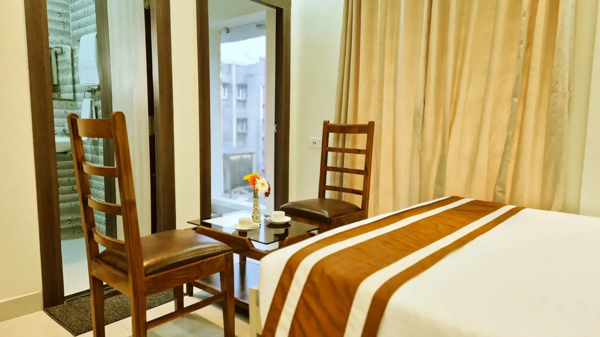 Отель Best Inn By Book Meri
