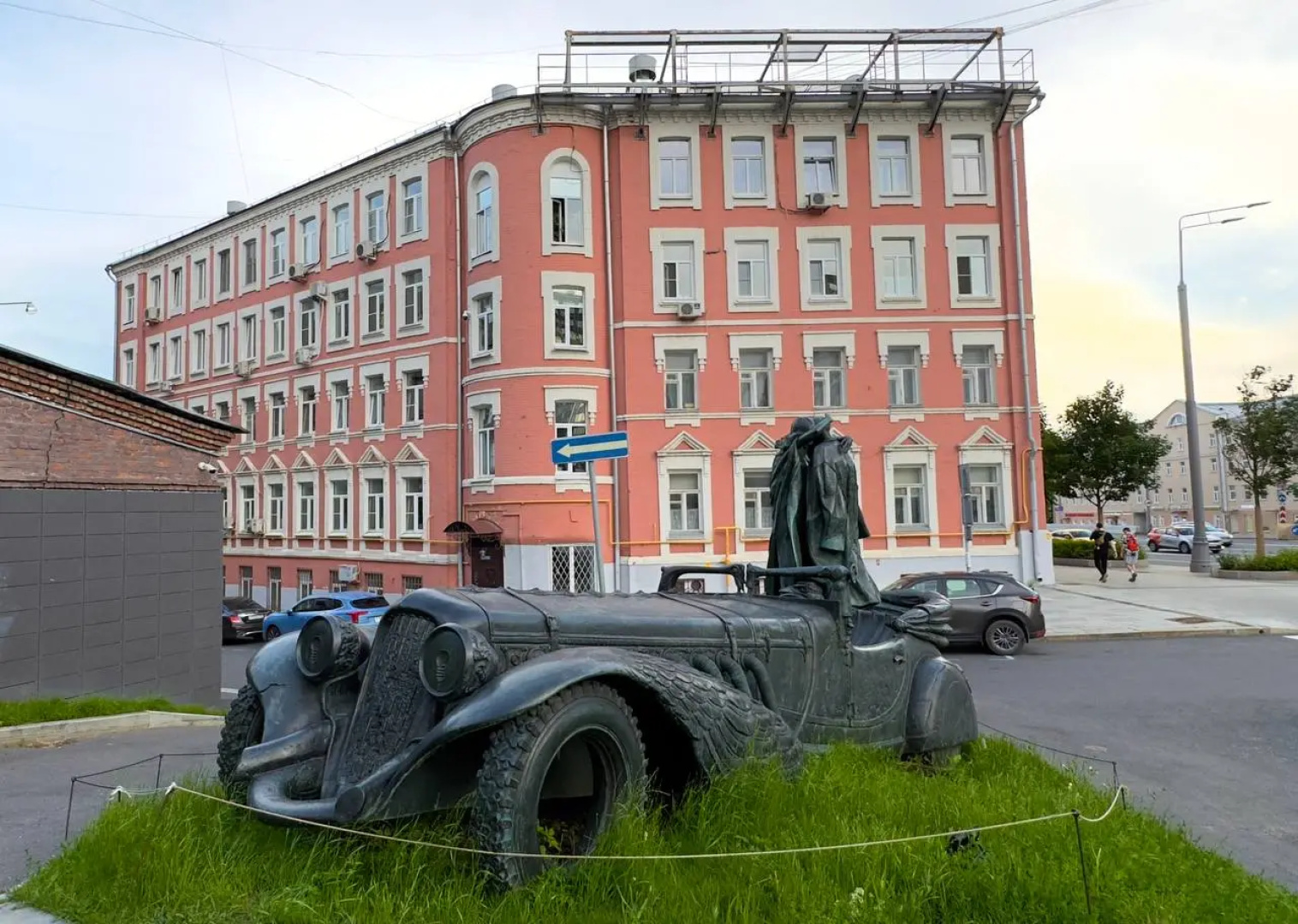 Квартира дизайнерская на Земляном валу МосАртАпарт