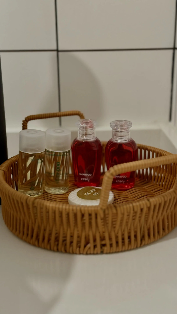 Квартира Просторная однушка у моря с бассейном и WiFi 500 мбит/с