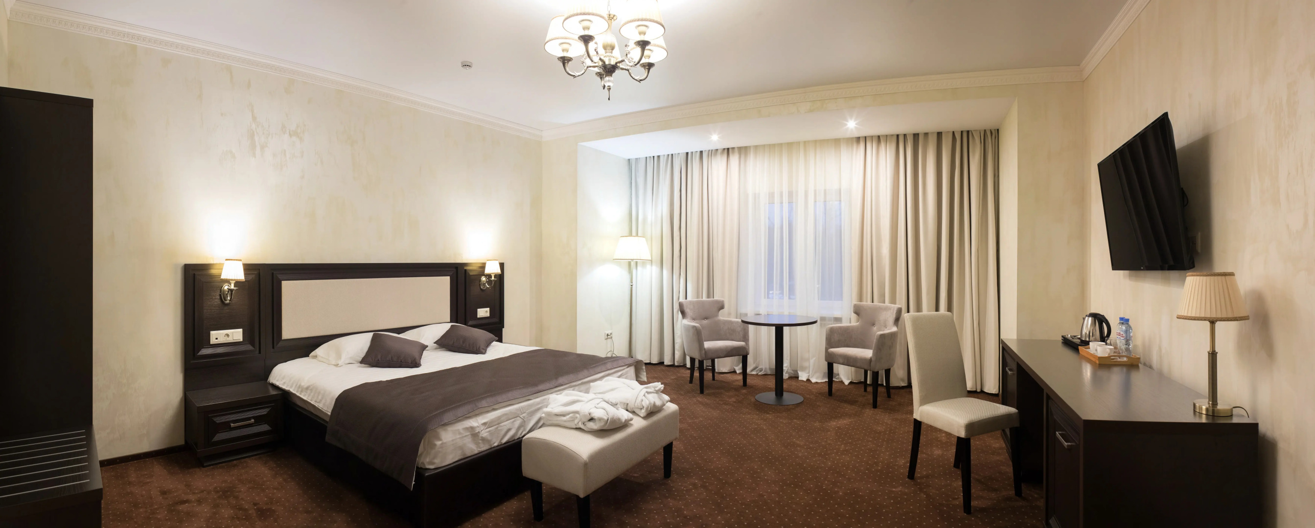 Отель Делюкс