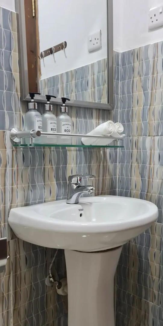 Отель Five Palms